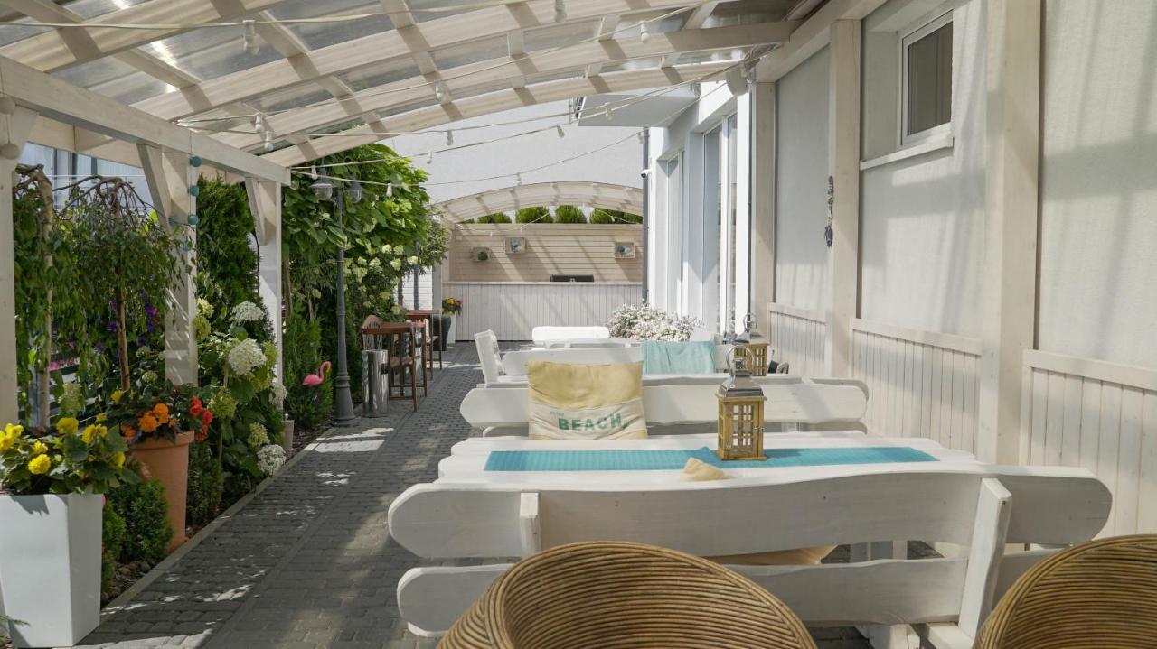 Tramontana Family & Wellness Hotel Darlowko Exterior photo
