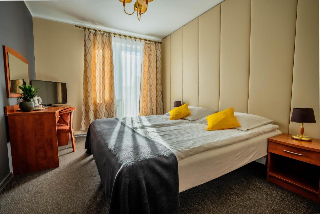 Tramontana Family & Wellness Hotel Darlowko Exterior photo