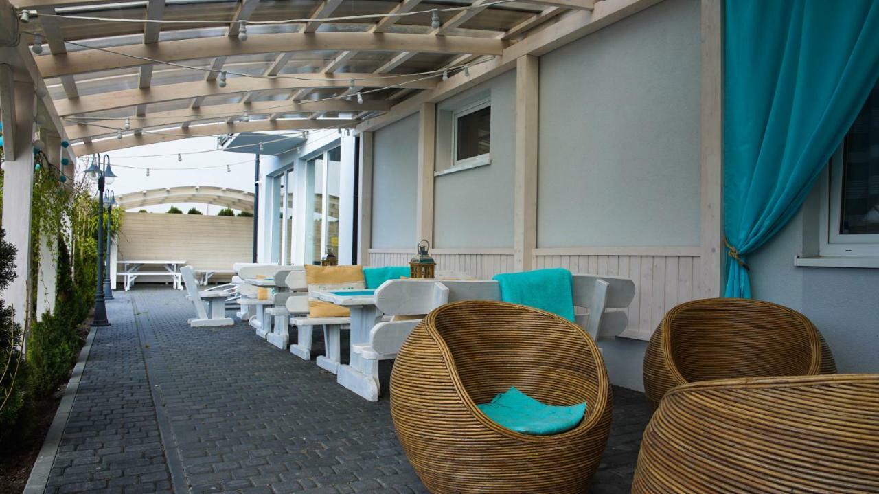 Tramontana Family & Wellness Hotel Darlowko Exterior photo